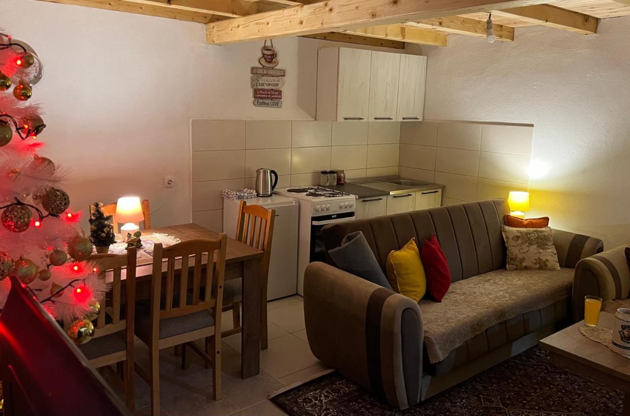 Laf Guest House Kolasin Bagian luar foto