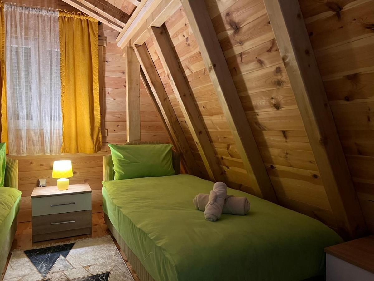 Laf Guest House Kolasin Bagian luar foto